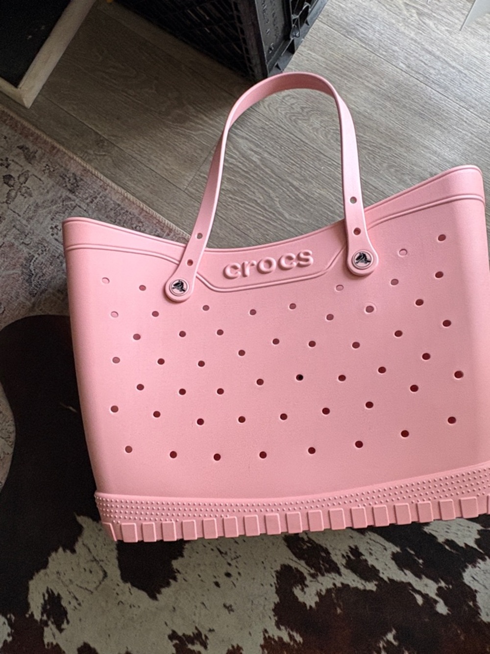 CROCS LARGE Tote - Picture 2 of 3